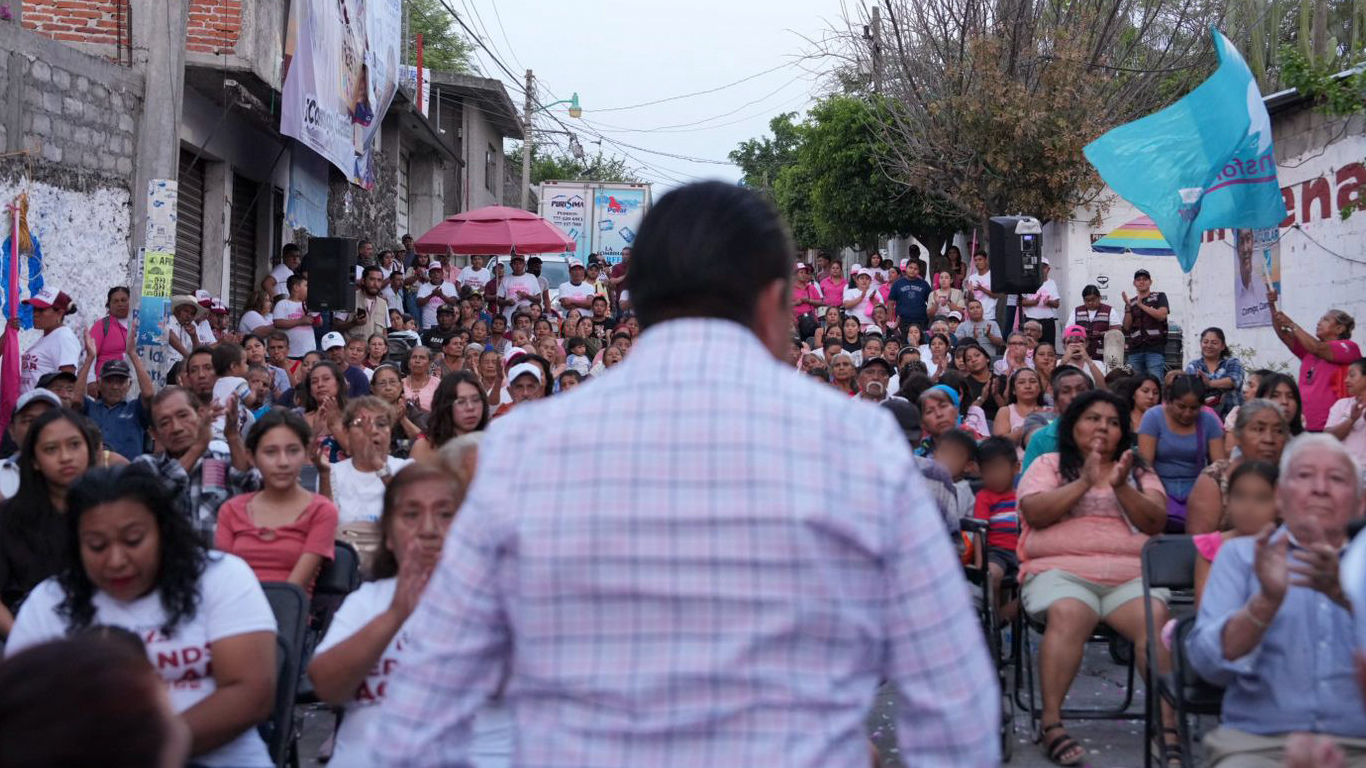 Habitantes del Capulín y la Modesto reconocen logros de Fernando Aguilar en Emiliano Zapata