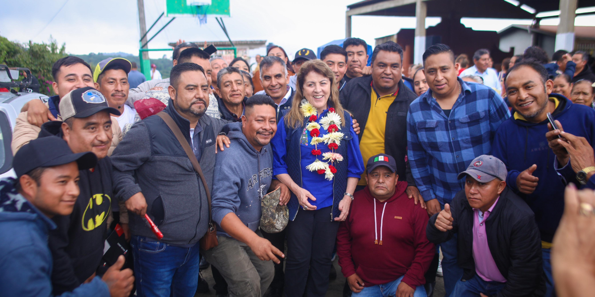 Dio a conocer el Plan Morelos. 