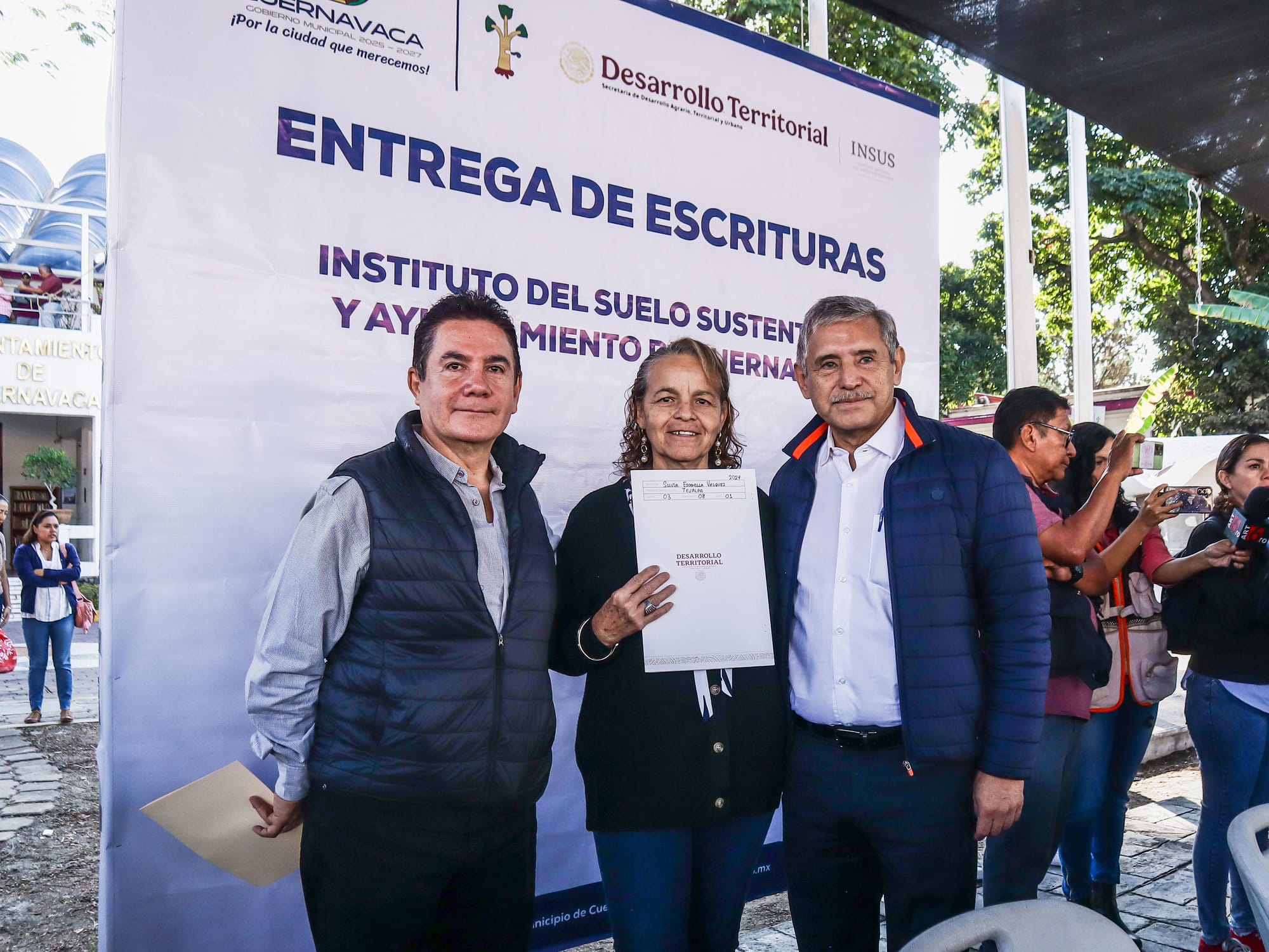 Entrega de escrituras.