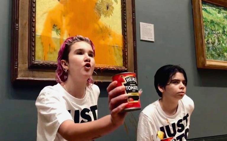 Activistas lanzan sopa de tomate a obra de Vincent van Gogh