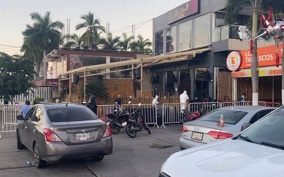 Atacan a tiros en bar de Acapulco