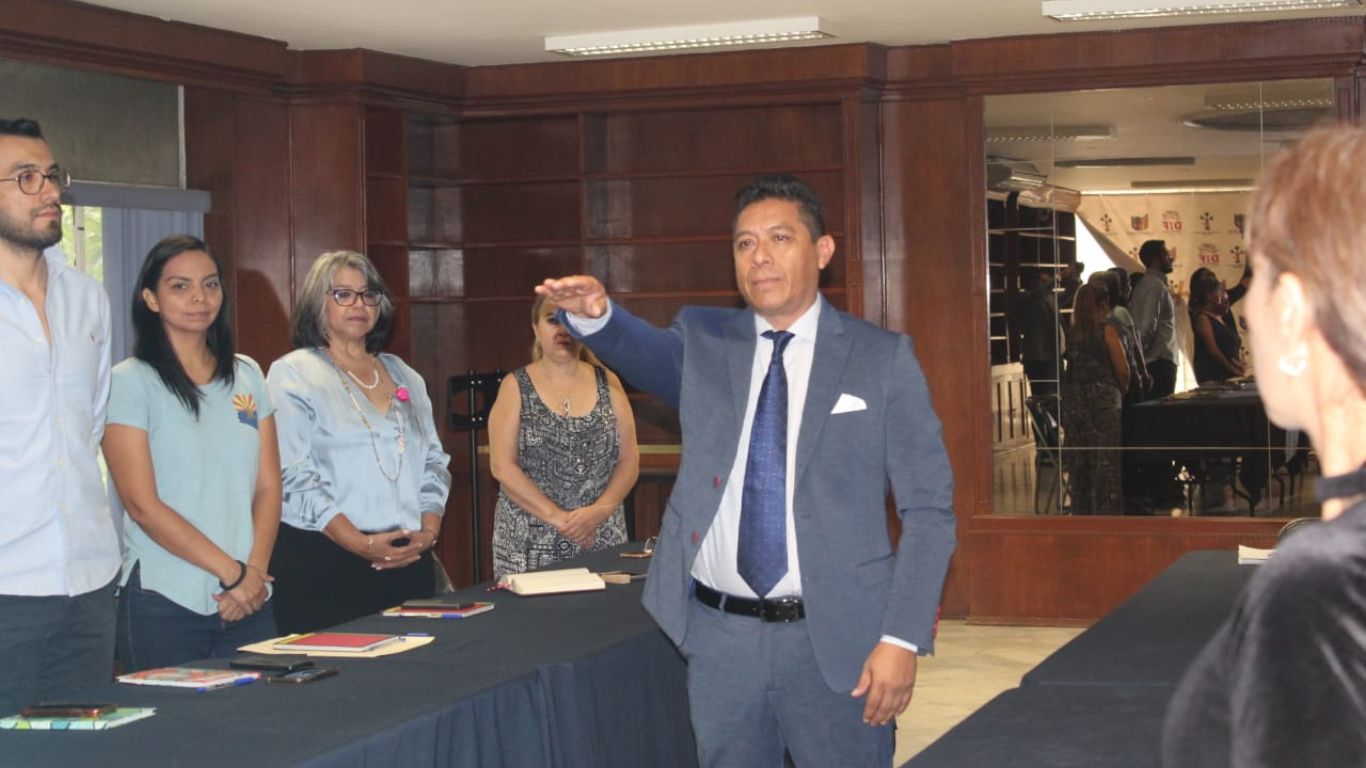 toma de protesta del nuevo director del dif cuernavaca