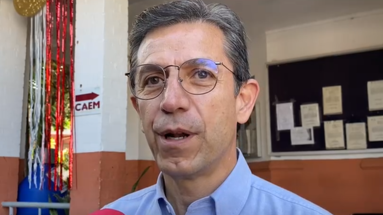 colapsa drenaje de avenida universidad