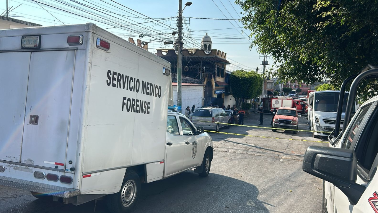cuernavaca incendio muertos fallecidos uniformes tienda