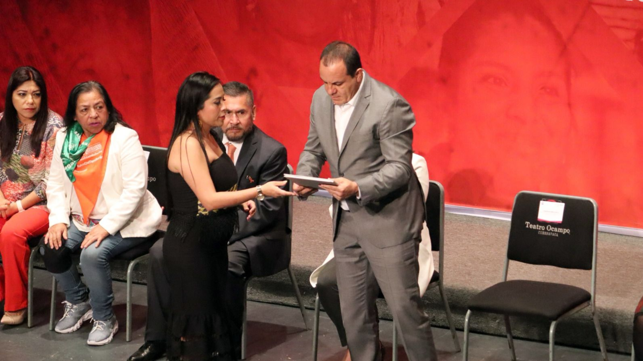 mujeres cuauhtemoc escenas