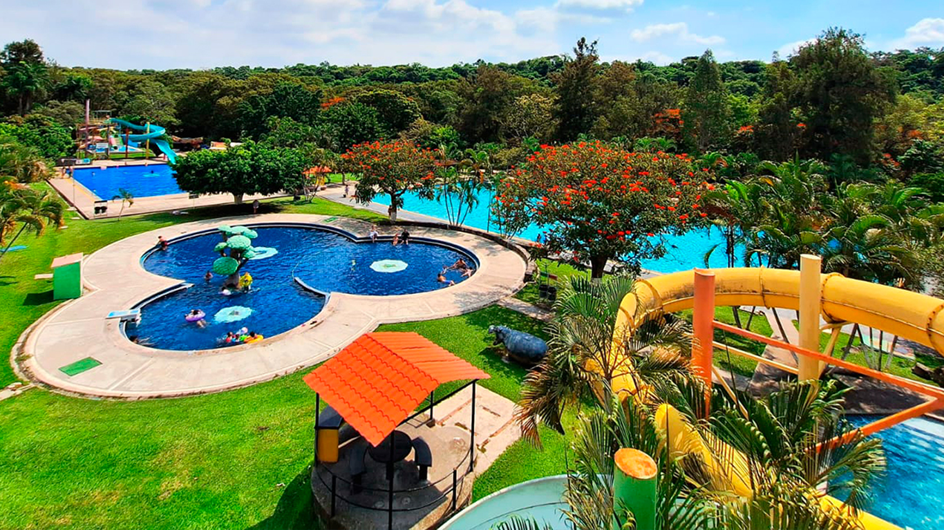 Tragedia en el Balneario El Bosque: Adolescente de 17 Años Pierde la Vida Ahogado