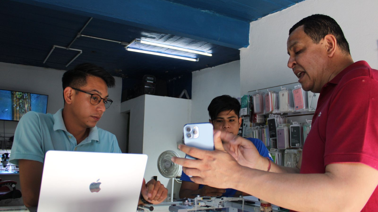 juan angel legislativo