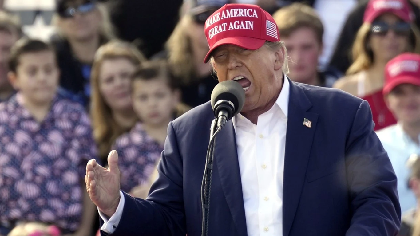 Trum asegura que "habrá baño de sangre" si no gana las próximas elecciones en EUA