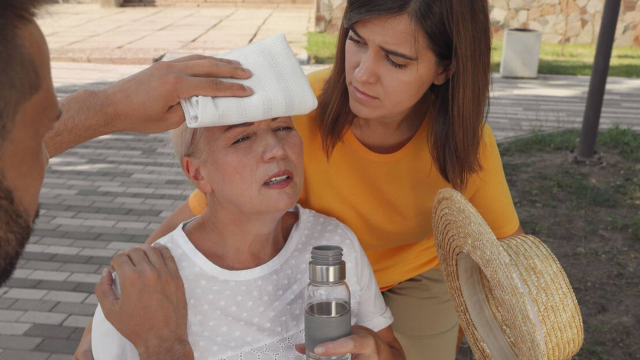 emite la cruz roja recomendaciones para evitar el golpe de calor