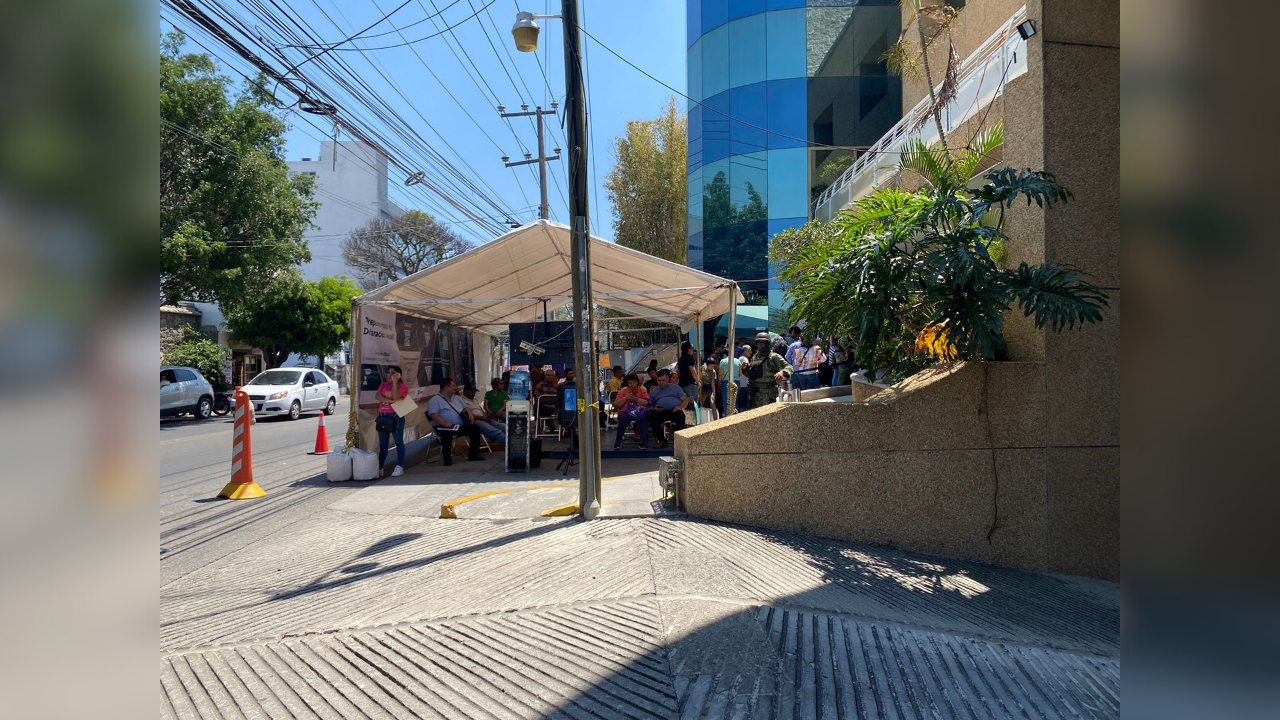 El SAT extiende su horario de servicio. ¡Tramita tu cita y presenta tu declaración anual!