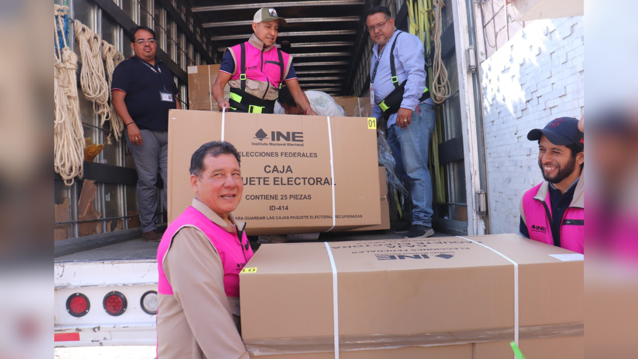 comienza el arribo de material electoral en morelos