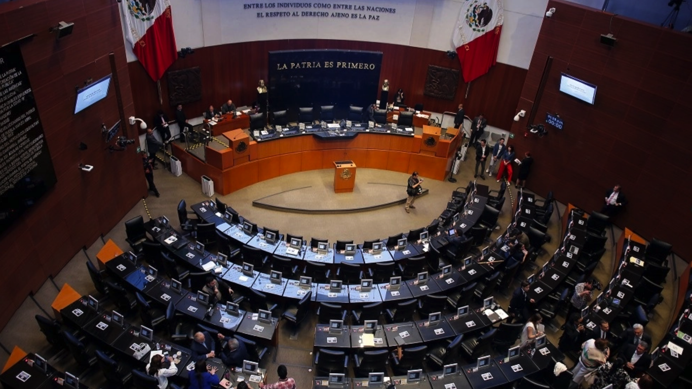 Senado apruba reforma a la Ley de Amparo; se turna a Diputados