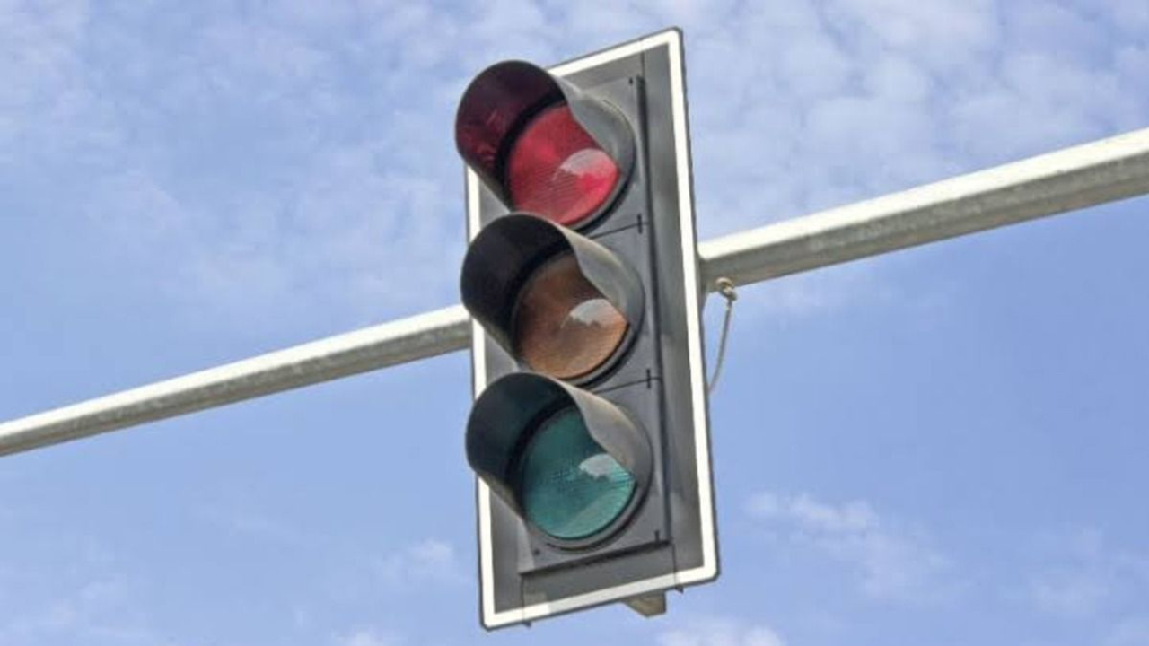 Sin fecha aún para la colocación de tres semáforos en Cuernavaca