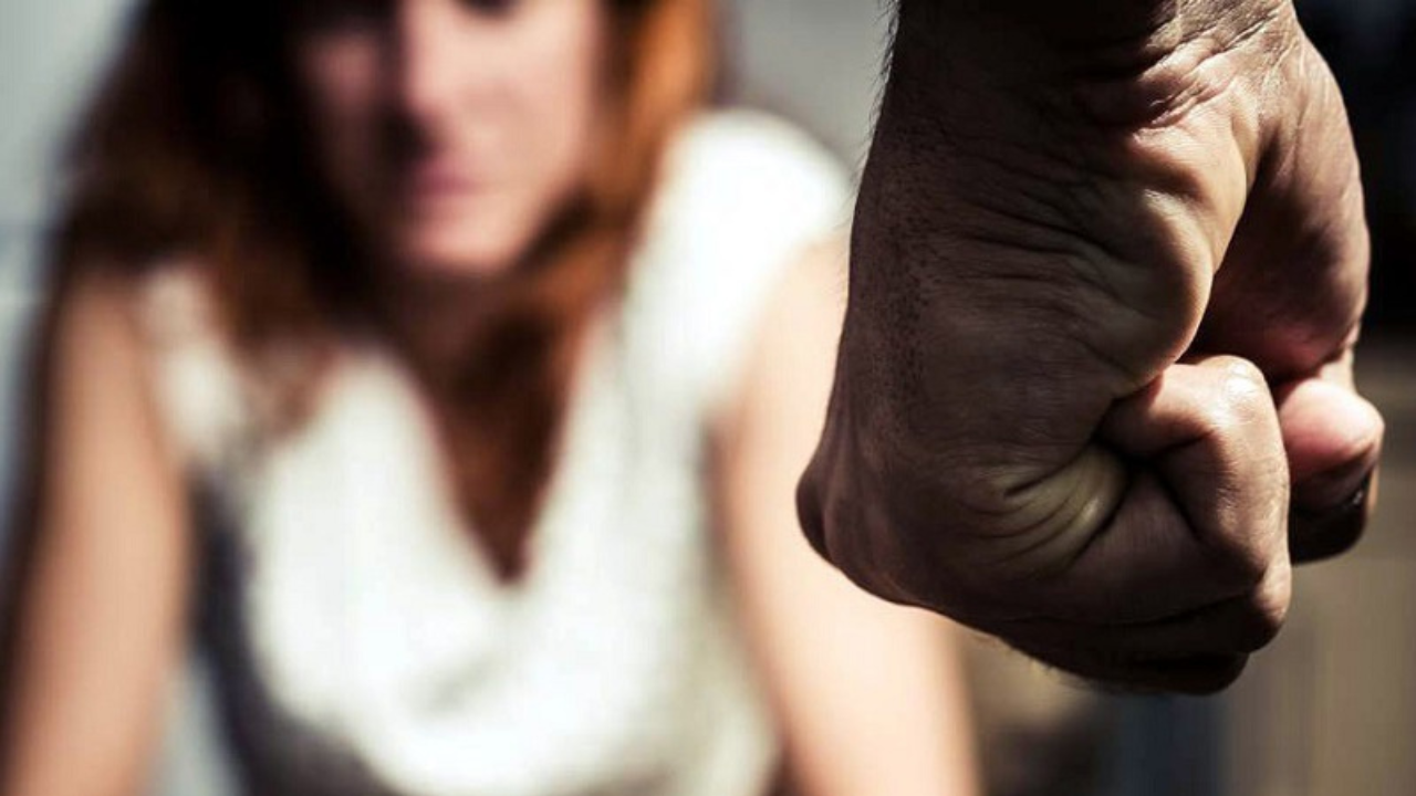 Candidatos y candidatas deben cerrar la puerta a colaboradores que ejercen violencia contra la mujer