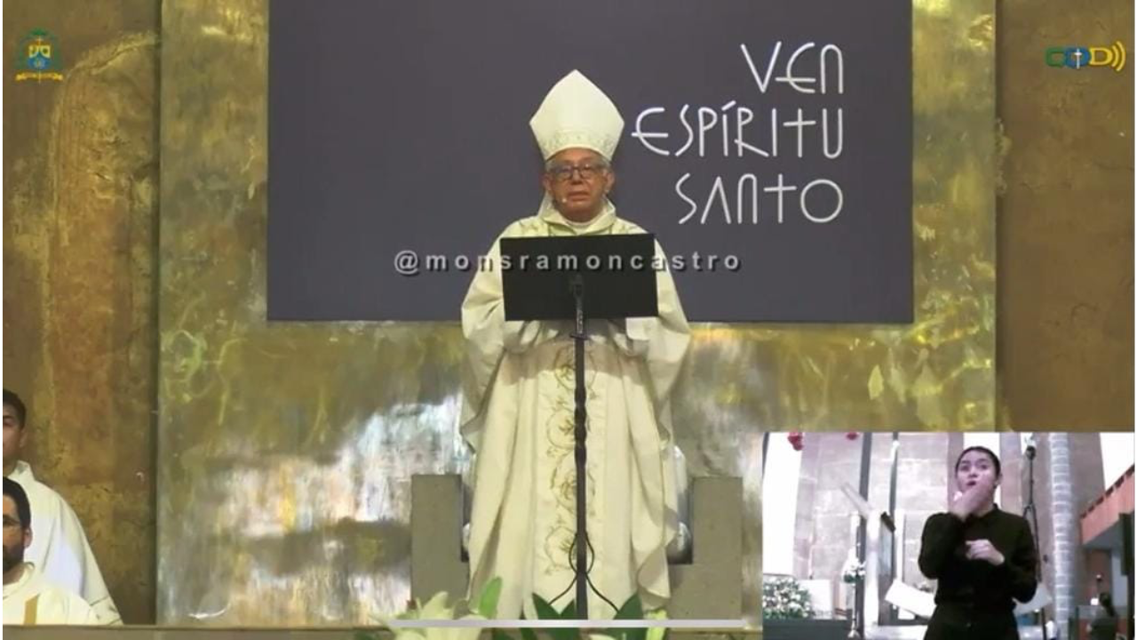 Durante la misa de domingo, el obispo habló de la existencia de videos.