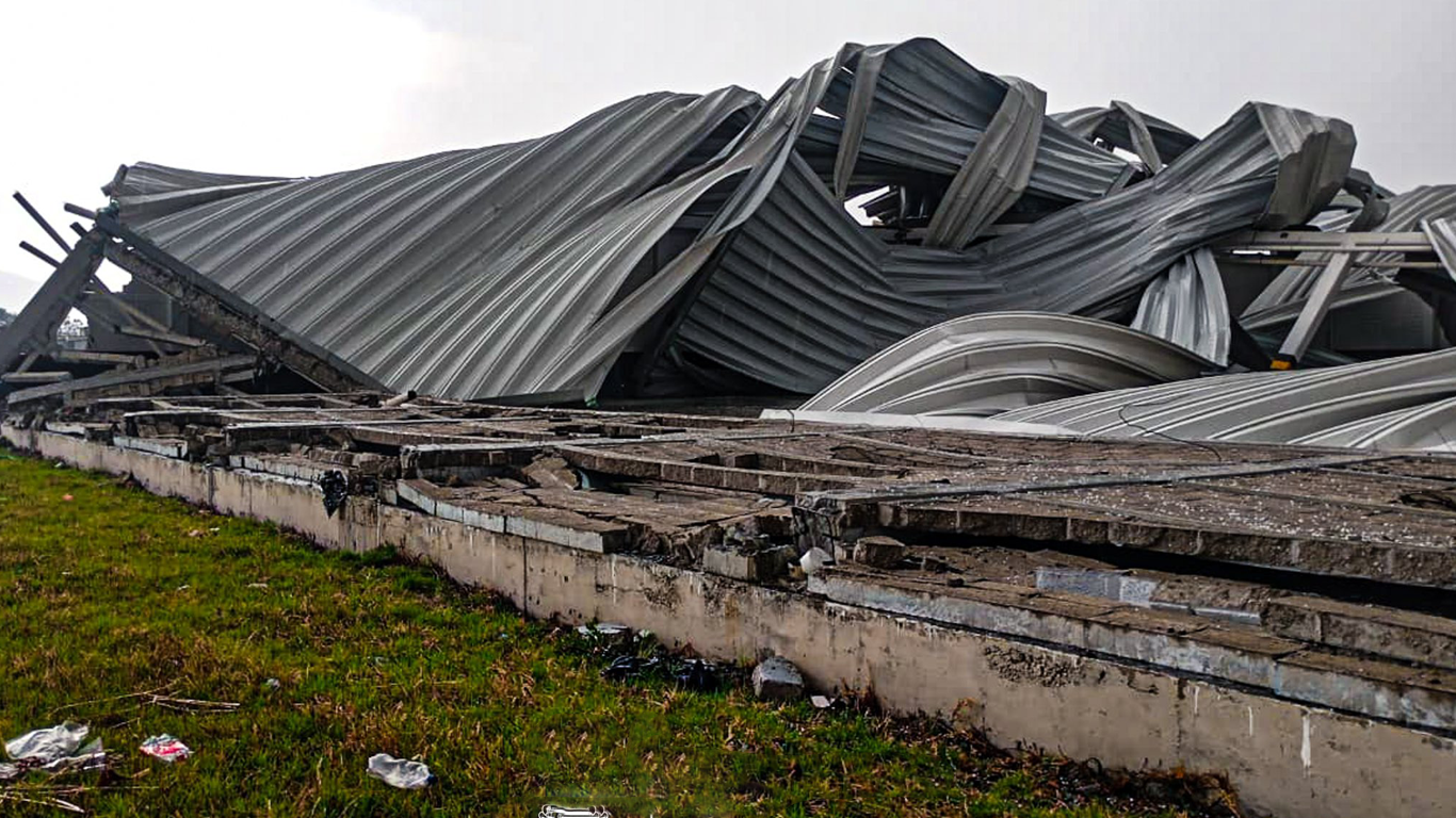 Al menos dos fallecidos dejó el tornado de esta tarde en Toluca