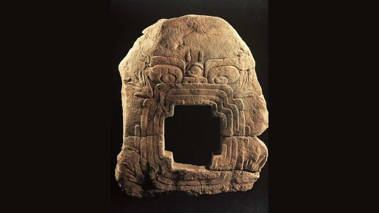 restauran pieza olmeca monstruo de la tierra en morelos museor regional de los pueblos