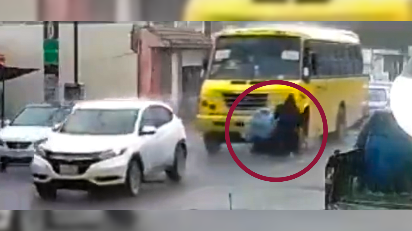 (Video) Autobús atropella a dos niñas en SLP; una de 5 años falleció