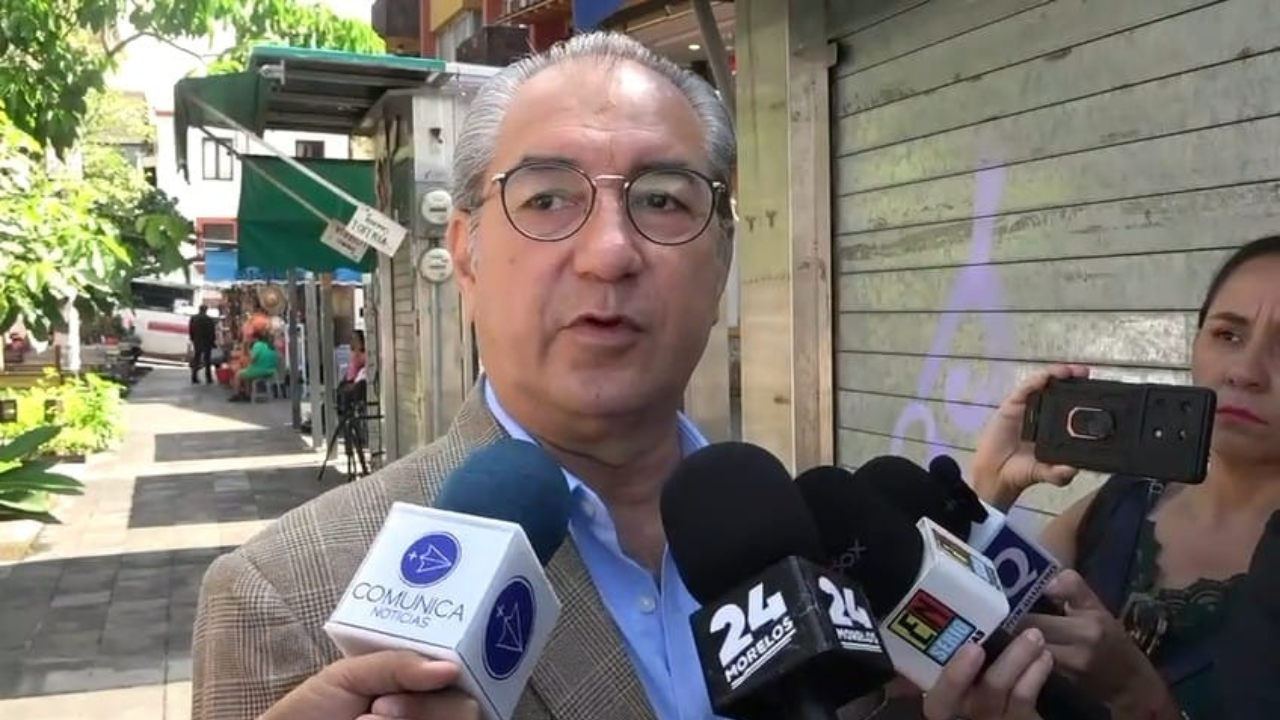 carlos de la rosa segura secretario del ayuntamiento de cuernavaca