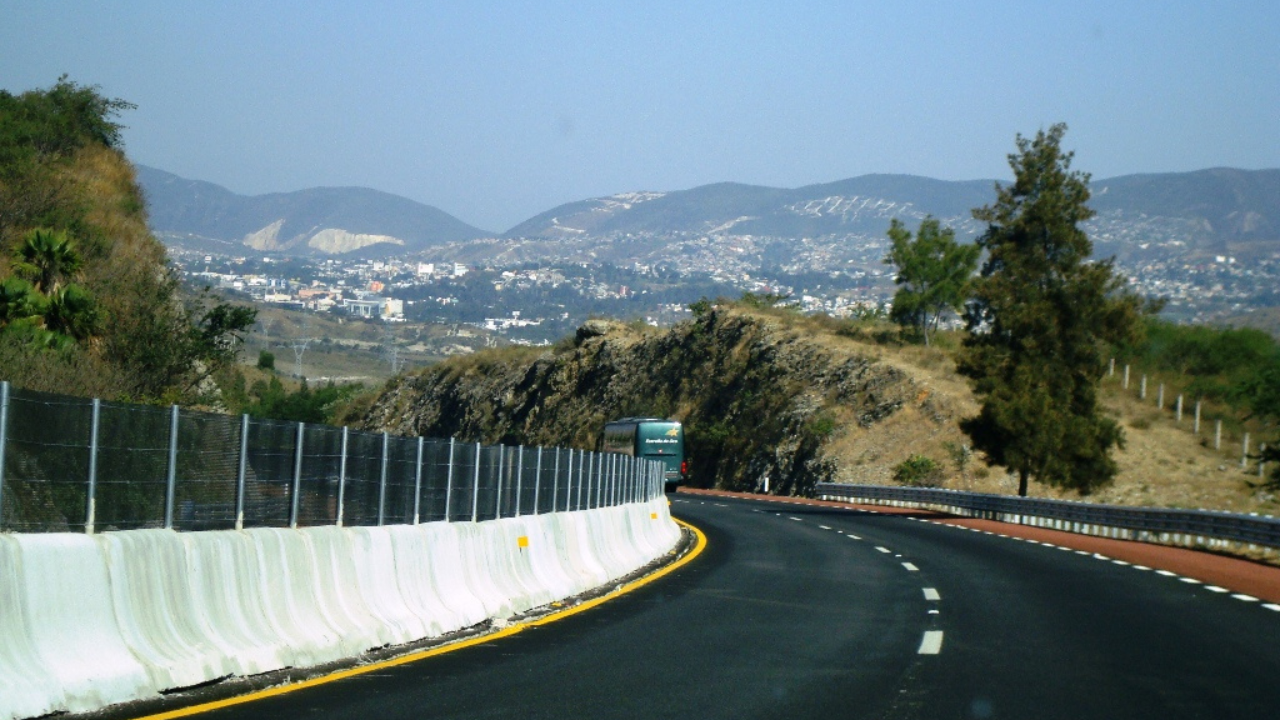 autopista del sol carretera federal 95d