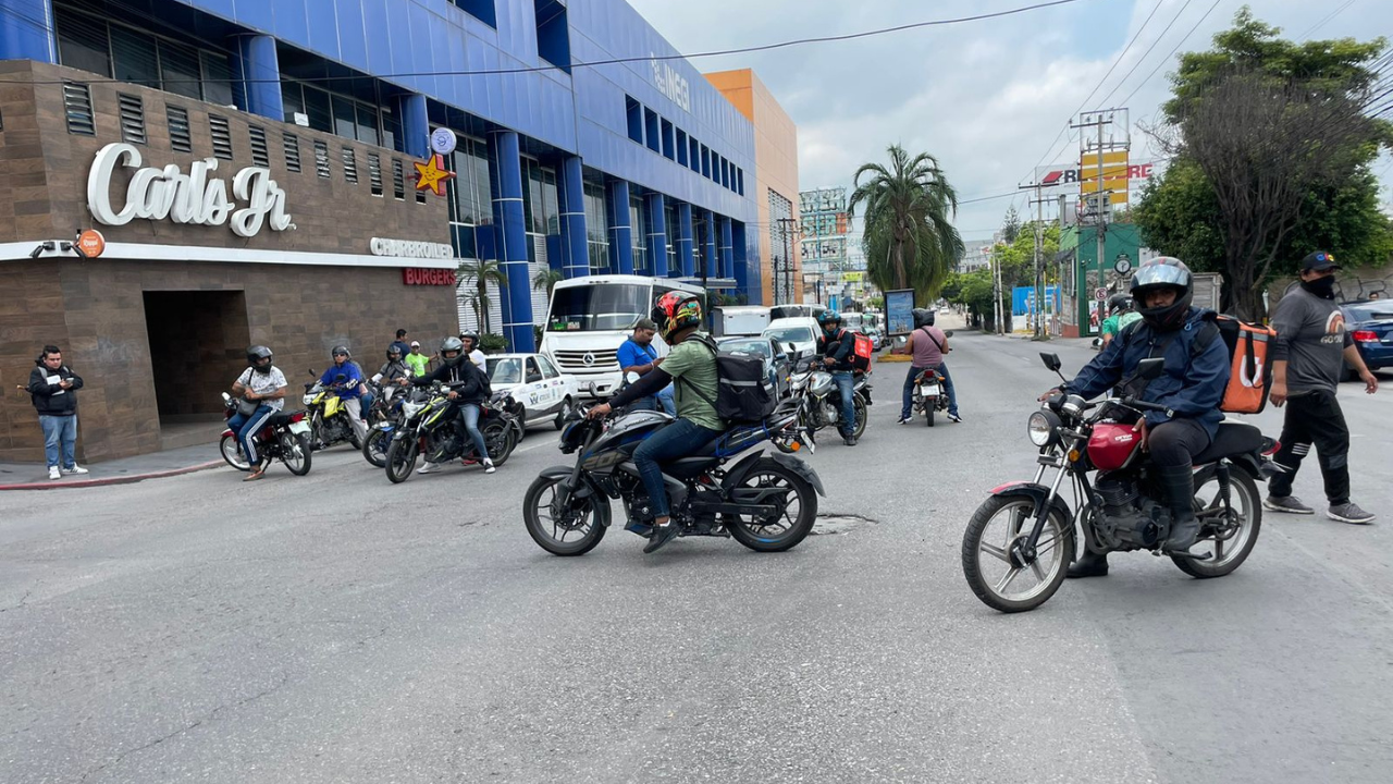 manifestacion de motociclistas en plan de ayala cuernavaca secretaria de movilidad y transporte