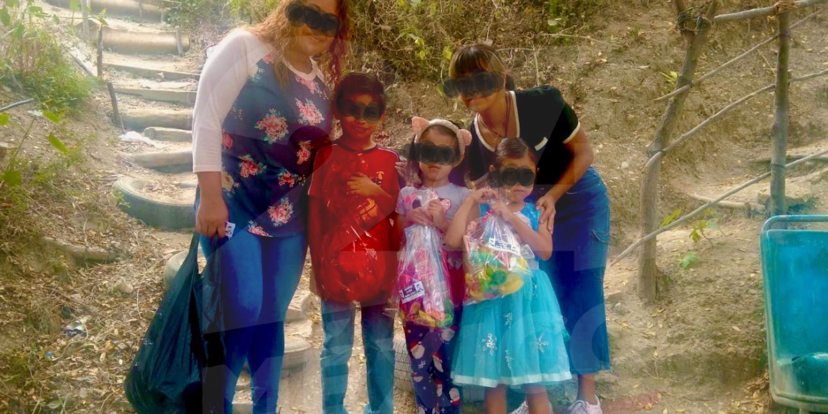 Las menores quedaron sepultas en el deslave.