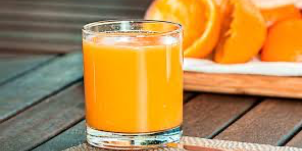 El jugo de naranja es de los preferidos para el desayuno.