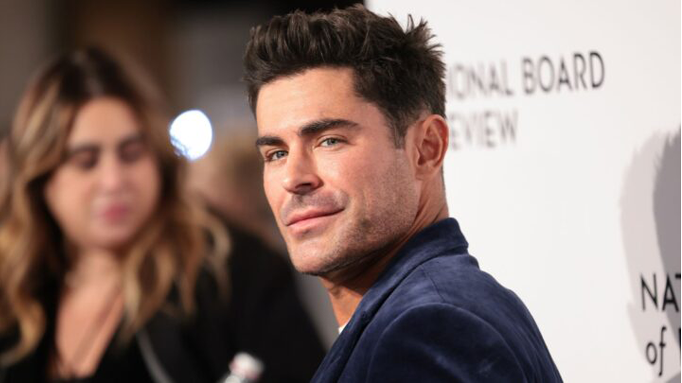 Zac Efron Hospitalizado Tras Incidente en una Piscina en Ibiza