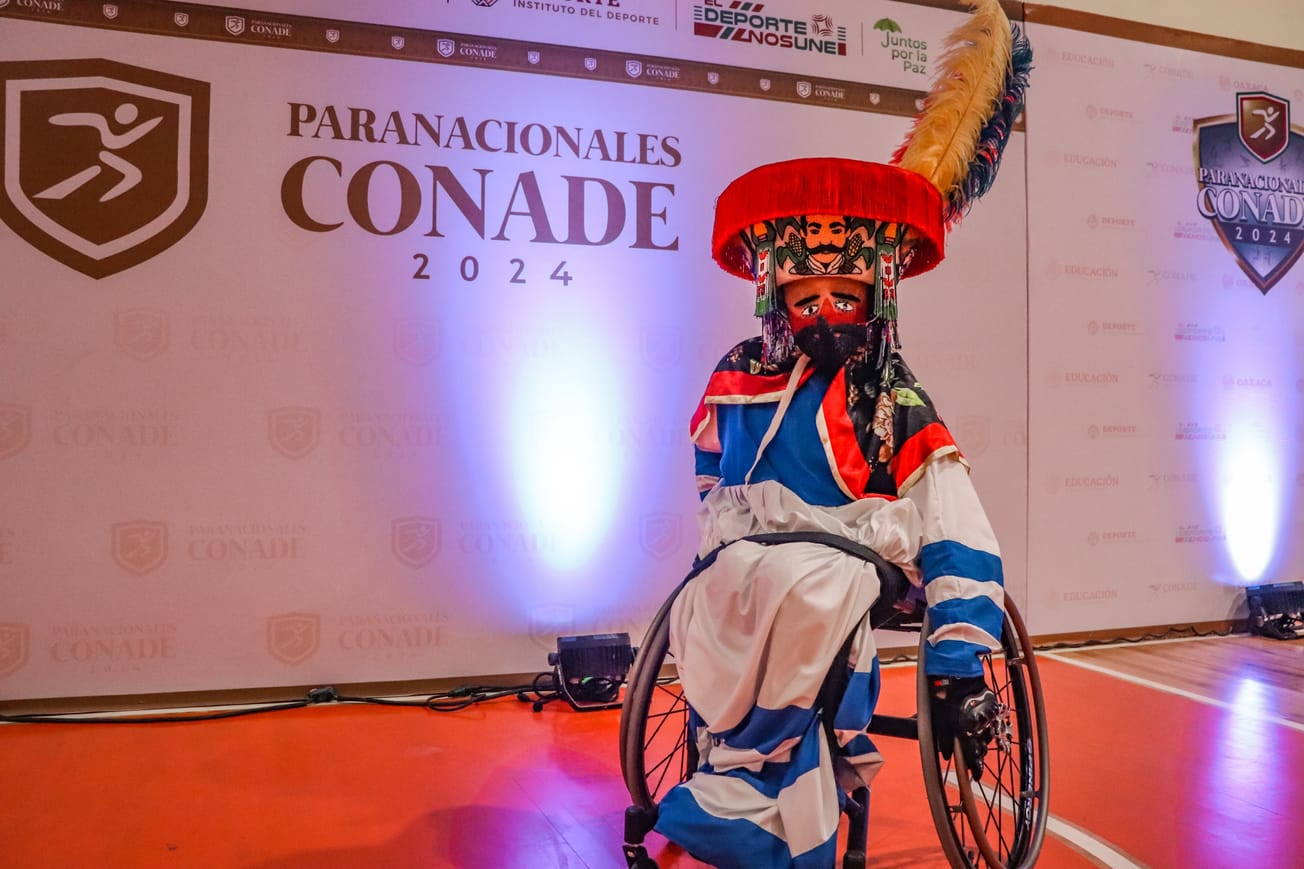 Conoce a "Cheché" el chinelo que baila en silla de ruedas