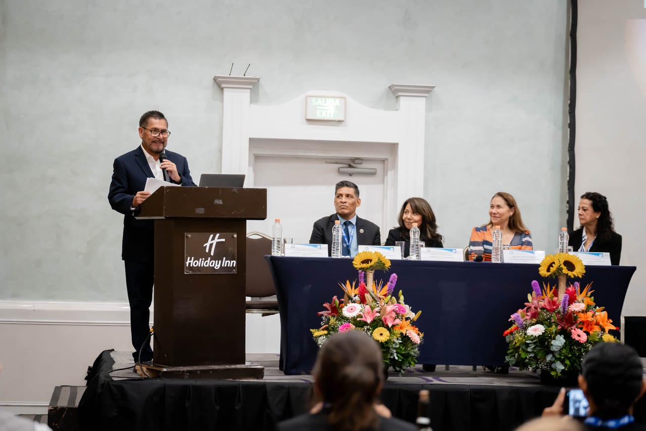 Inaugura Samuel Sotelo XVI Congreso "La Sonrisa de Morelos"