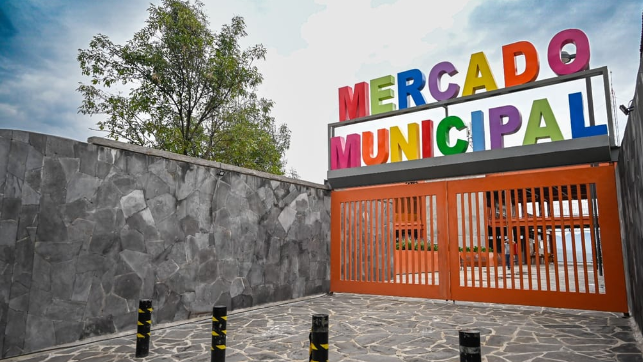 Comerciantes de Tepoztlán se niegan a utilizar nuevo mercado