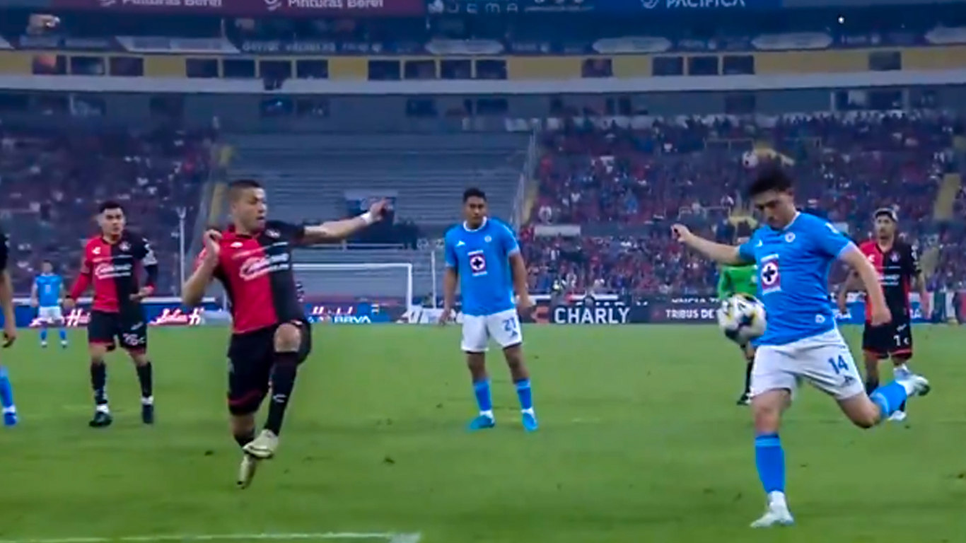 Se le escapó la victoria a la Máquina: empató 2-2 con Atlas