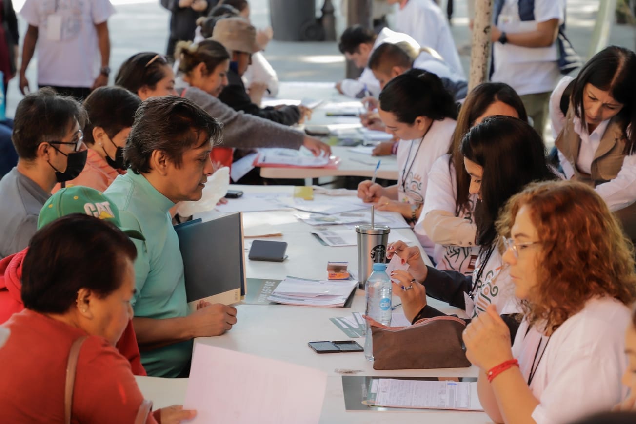 Alta afluencia en módulo de pensiones para personas con discapacidad en Jiutepec