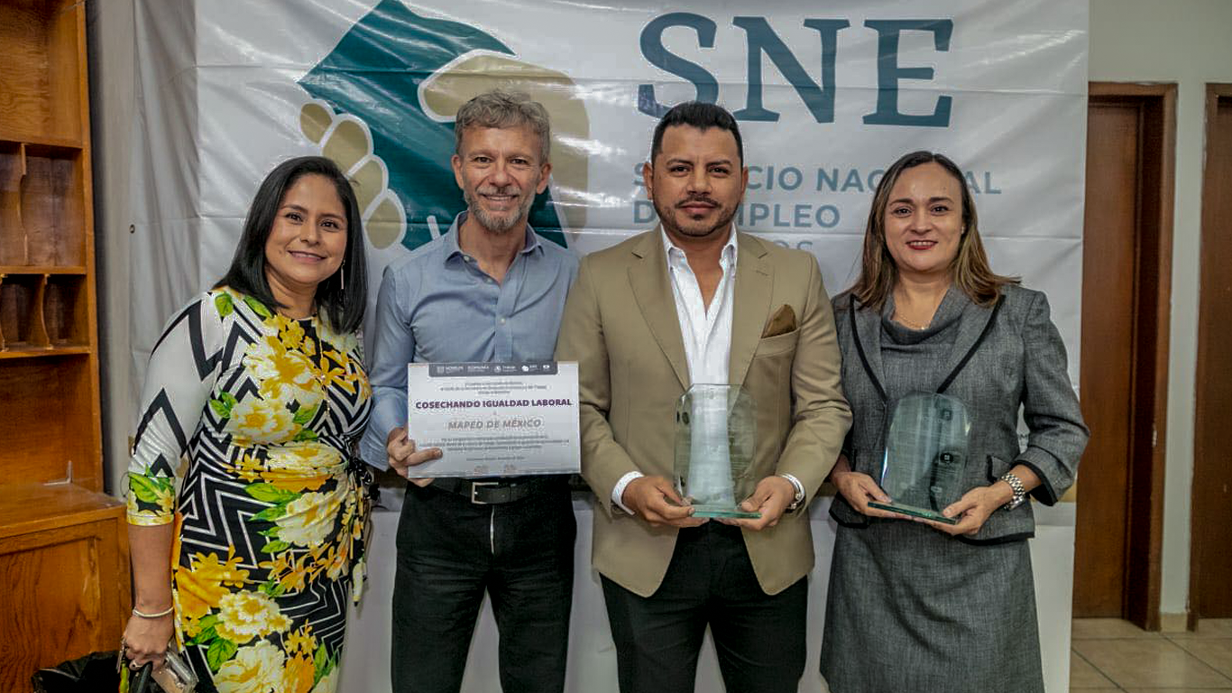 Alcalde de Xochitepec recibe distinción por impulsar la inclusión laboral