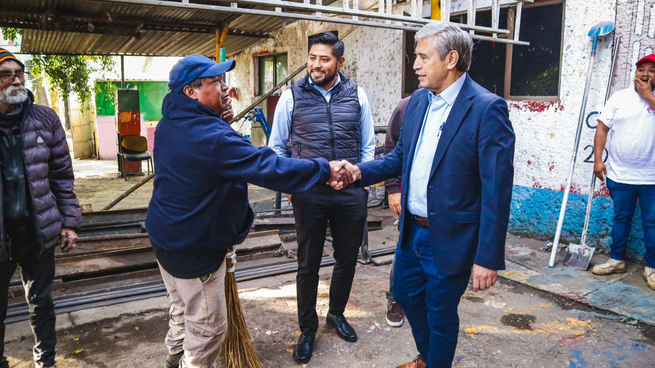 Refrenda José Luis Urióstegui fortalecimiento de áreas de servicios públicos a favor de la población 