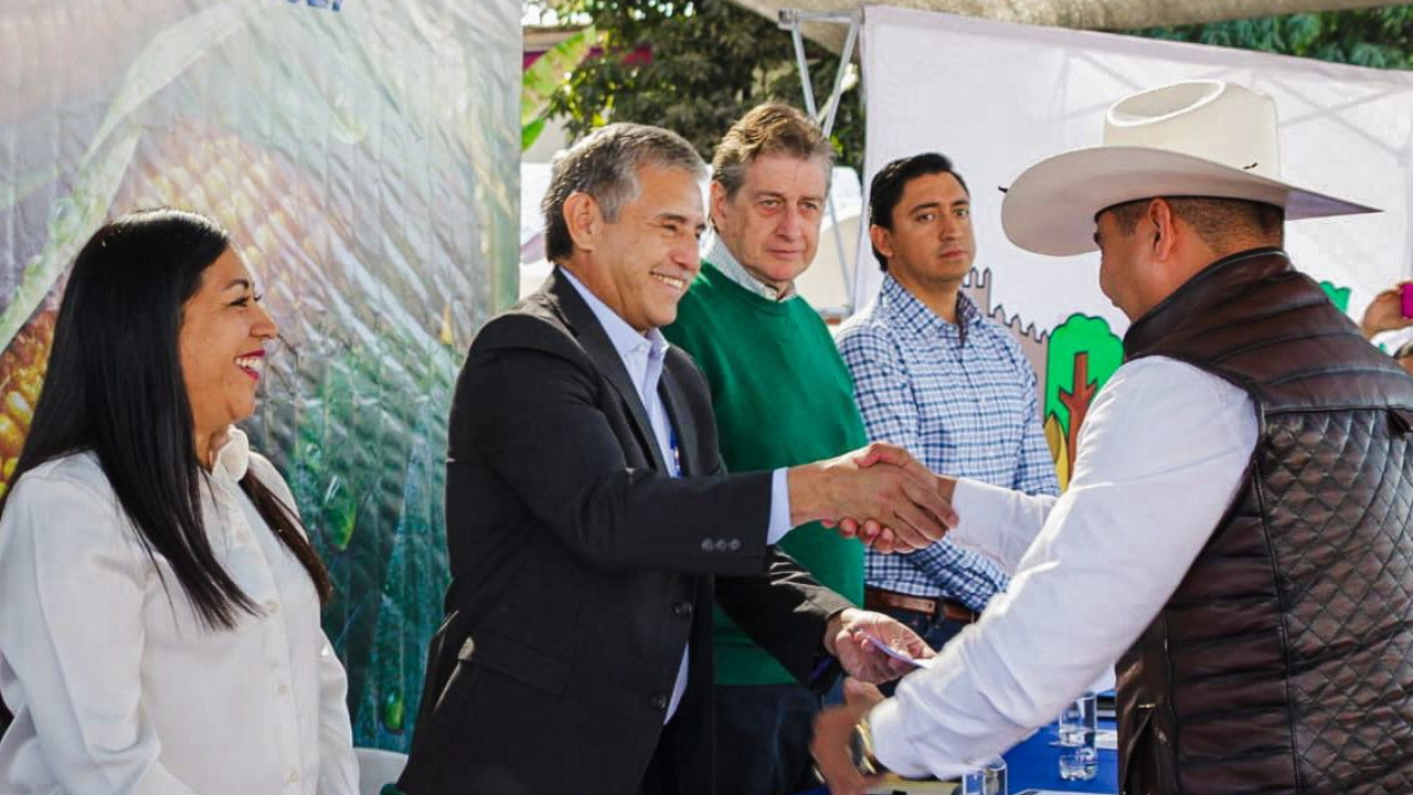 José Luis Urióstegui. 