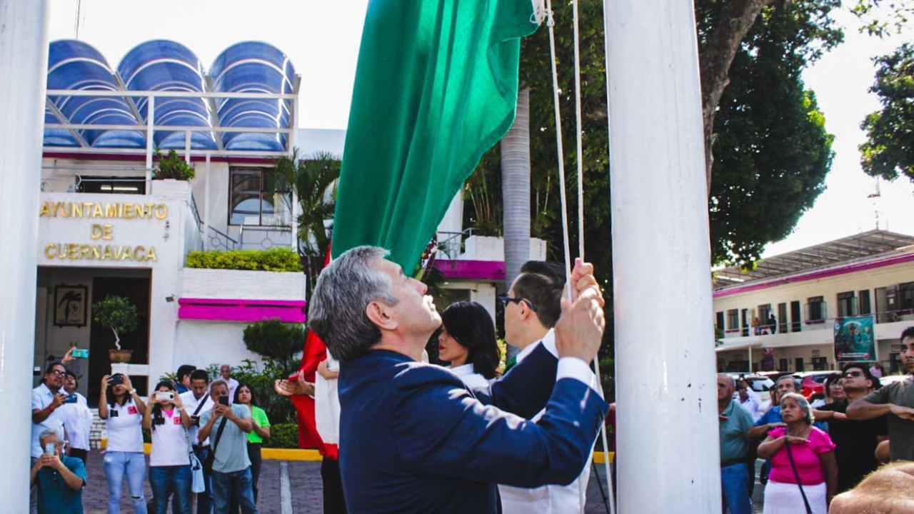 José Luis Urióstegui. 