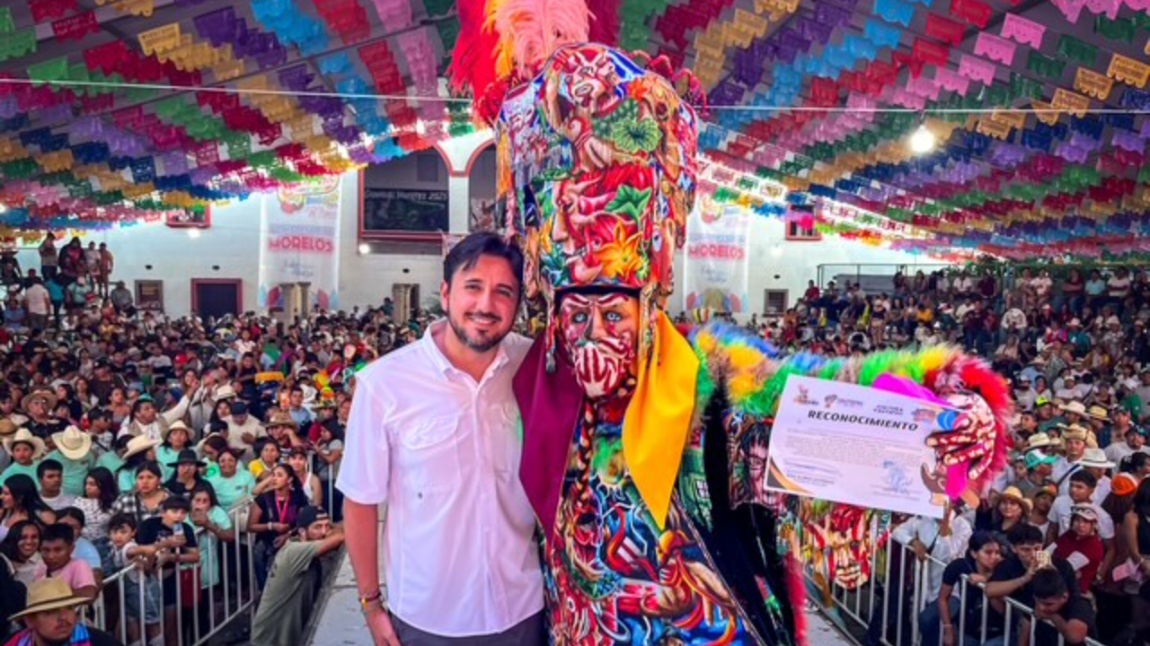 Reconocen identidad cultural del chinelo en Carnaval de Yautepec 