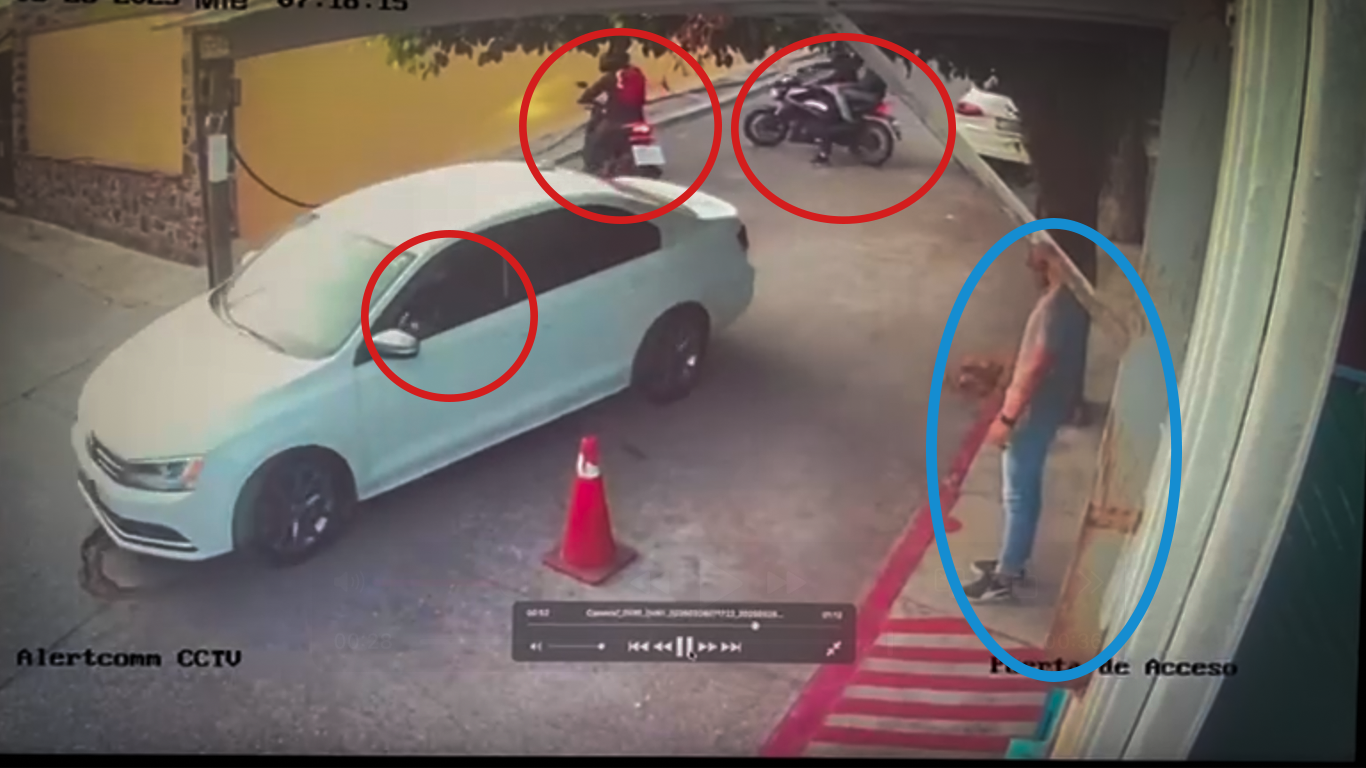 Roban vehículo a familia afuera de una escuela en Jiutepec