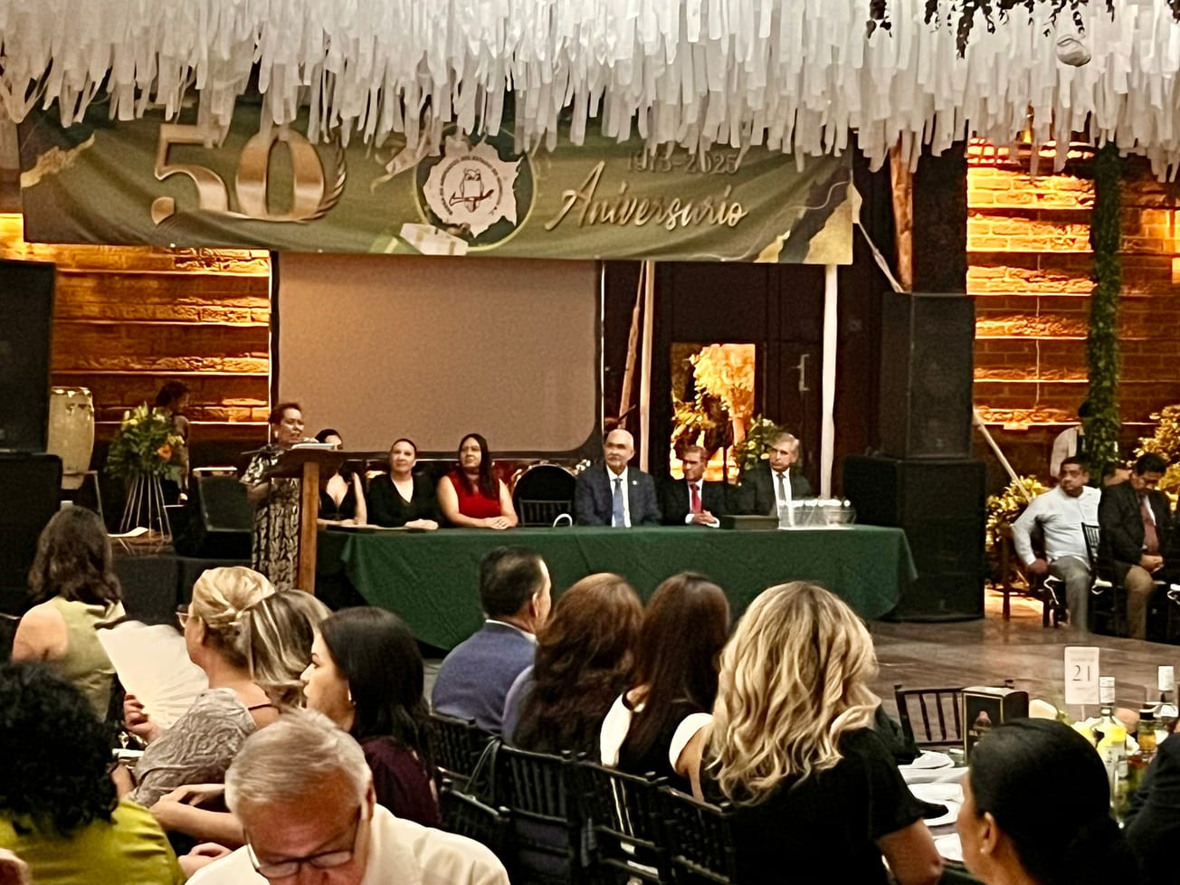 Alcalde de Cuernavaca reconoce labor de la Barra de Abogados en su 50 aniversario