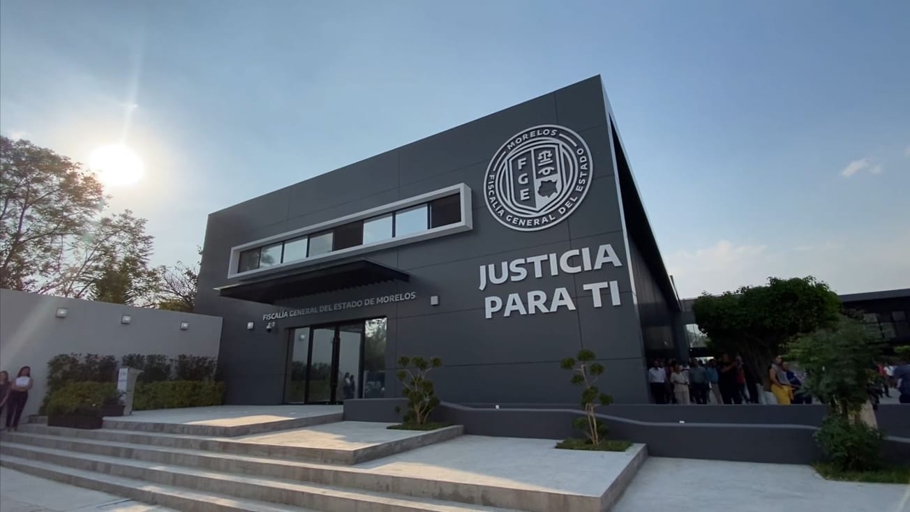 Gobernadora y fiscal inauguran  Unidad de Atención en Cuernavaca