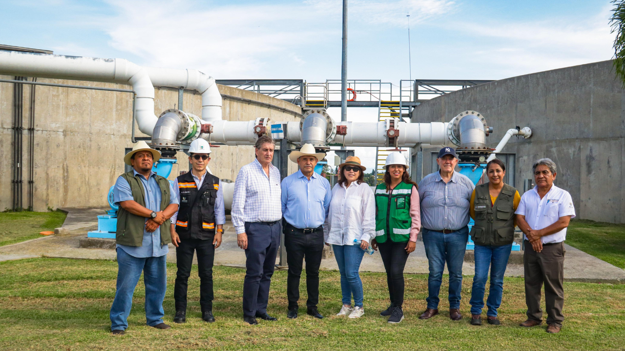 Inspecciona José Luis Urióstegui obra para sanear aguas en Acapantzingo
