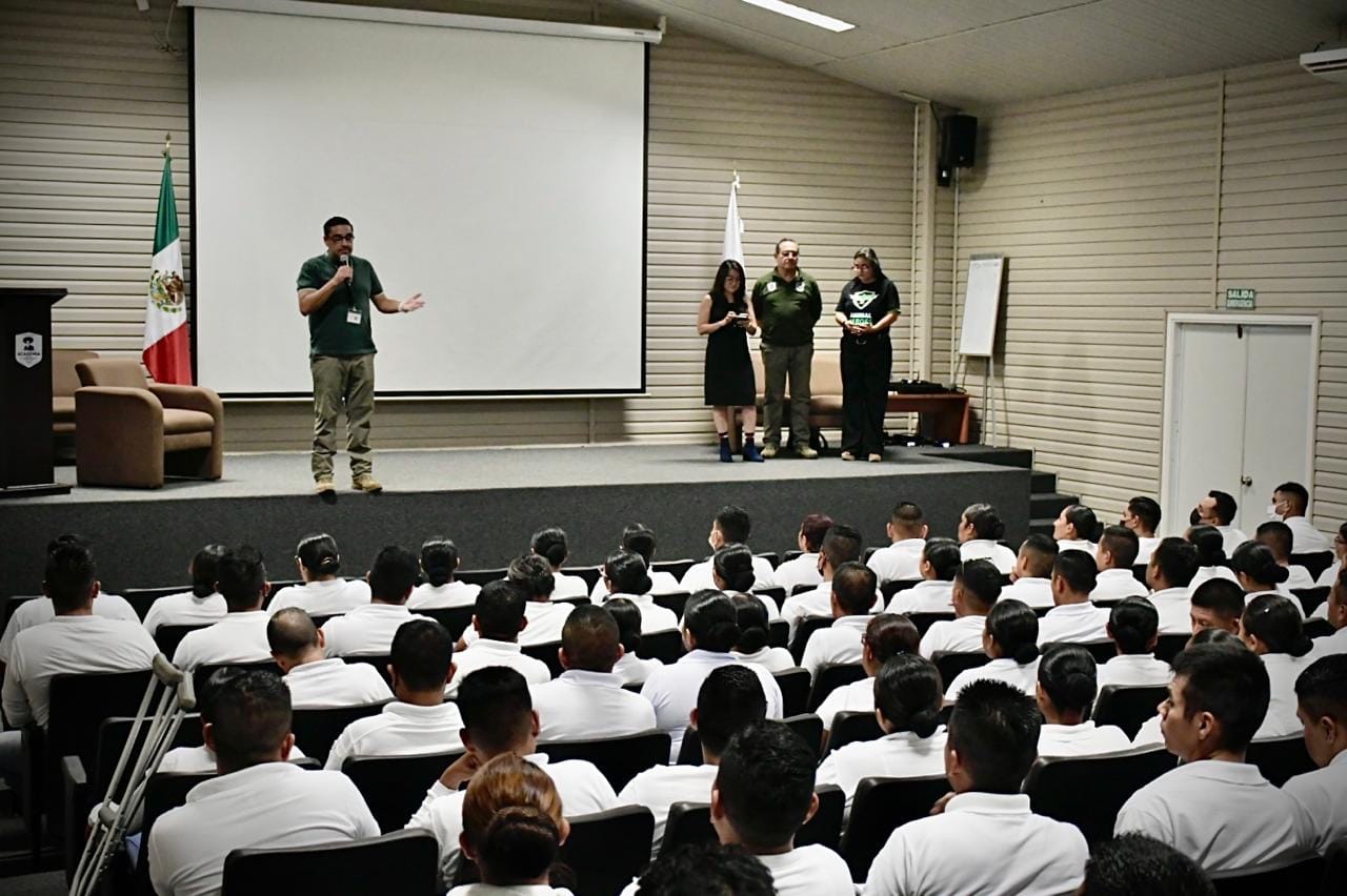Reciben próximos policías estatales y municipales capacitación contra el maltrato animal