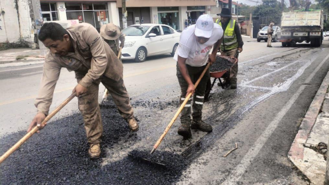 Gobierno de Cuernavaca atiende vialidades afectadas por fuertes lluvias