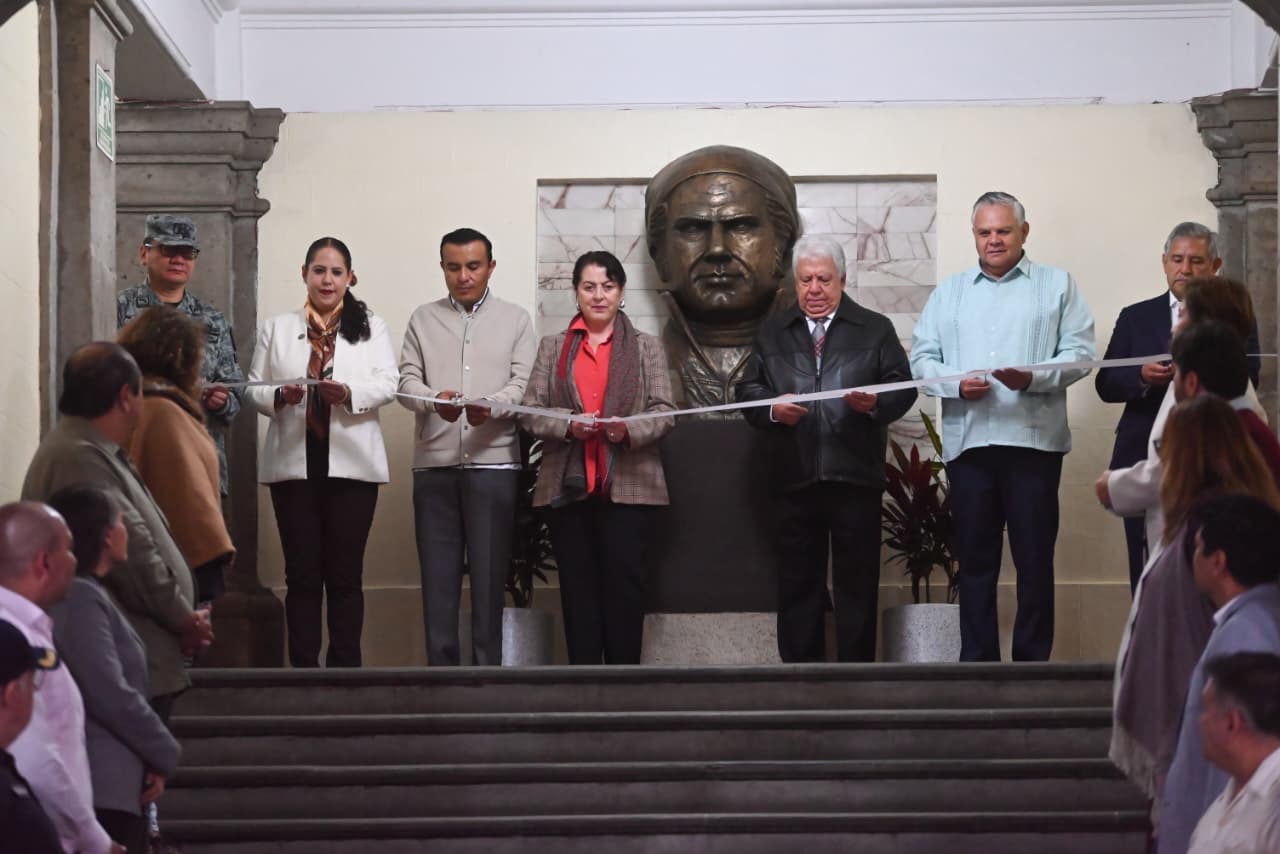 Gobierno del Estado conmemora el natalicio de José María Morelos y Pavón
