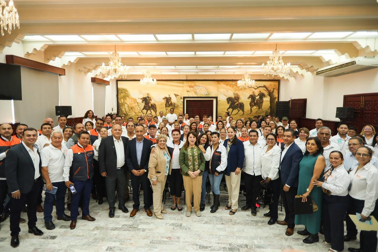 Gobierno de Morelos realiza entrega de pago de prima de antigüedad al SNTE