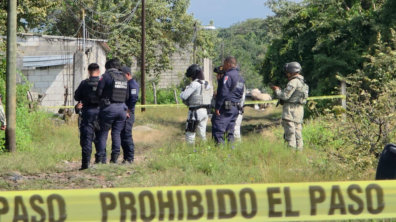 Hallan cuerpo de mujer sin vida en Tetecolala