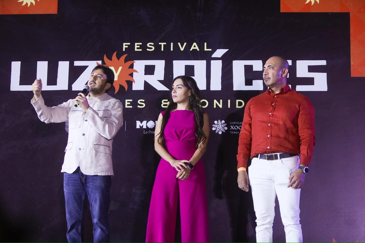 Morelos ilumina su cielo con el festival internacional “Luz y Raíces”