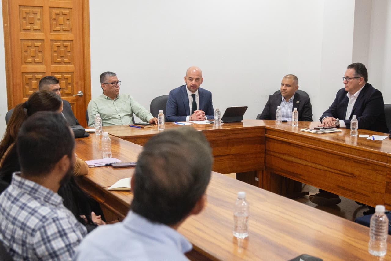 Se reúne Edgar Maldonado con titulares de la Secretaría de Gobierno