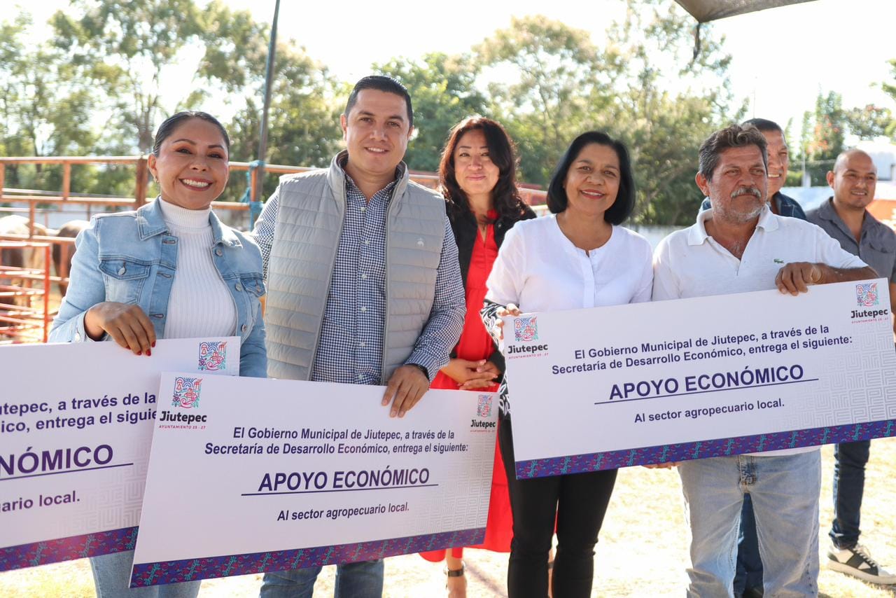 Jiutepec realiza entrega de apoyos al sector agropecuario